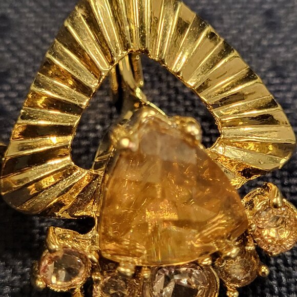 Monet vintage earrings! - Picture 6 of 8